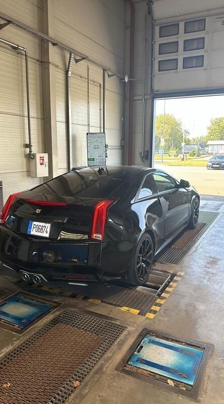 Gebraucht 2011 Cadillac CTS Coupé | 12.900 € - Bild 1/4