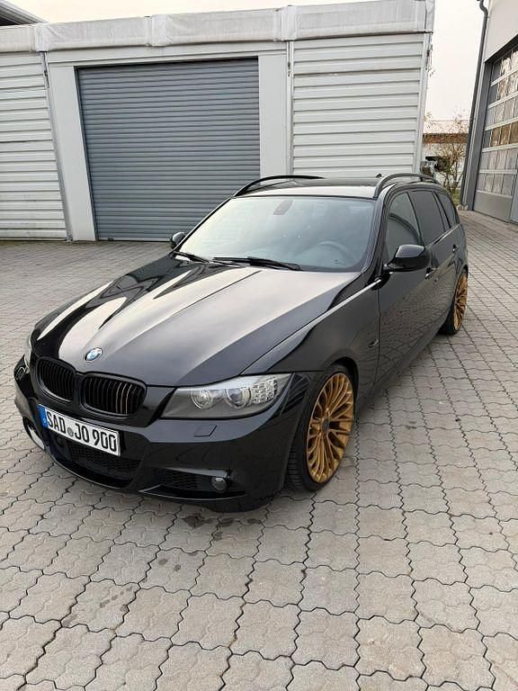 Schwarz Gebraucht 2010 BMW 335 M Sport Kombi | 13.400 € (Fairer Preis) - Bild 1/4