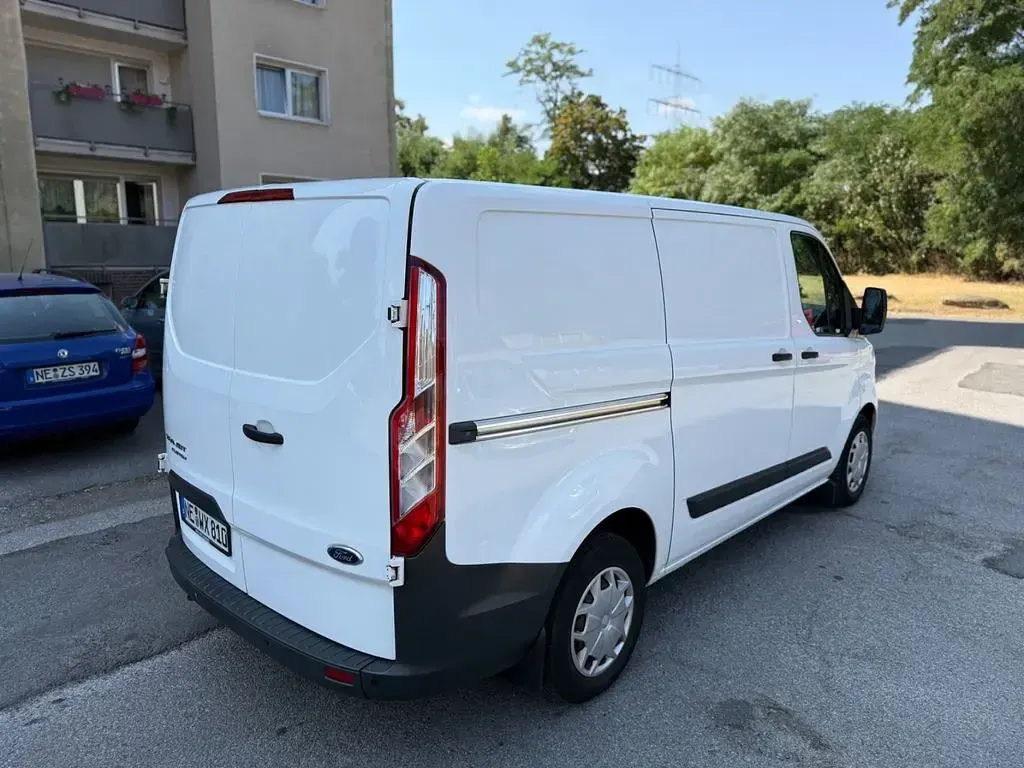Gebraucht Ford Transit Custom 101 PS (74 kW) 2015 Weiß Van