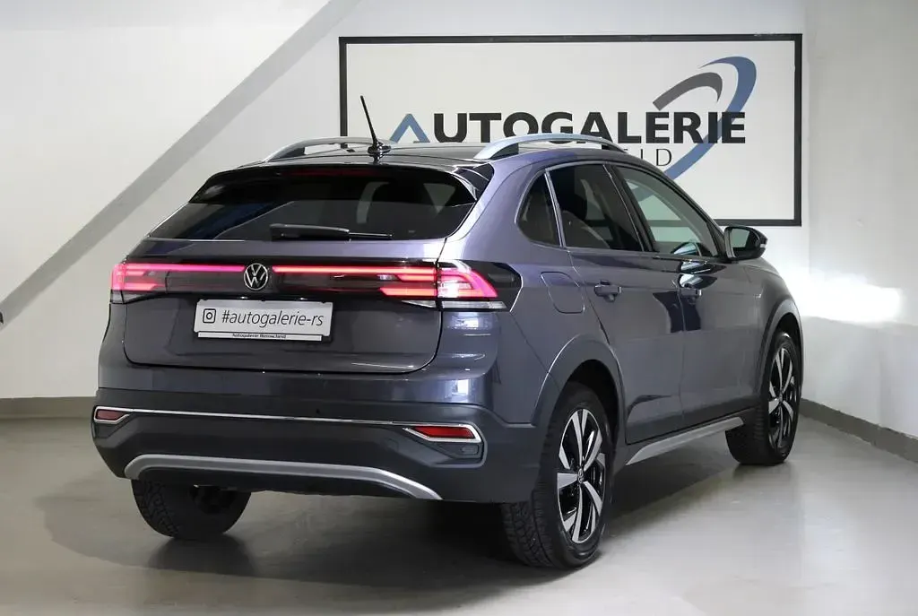 Gebraucht VW Taigo IQ Drive 110 PS (80 kW) 2024 Grau SUV