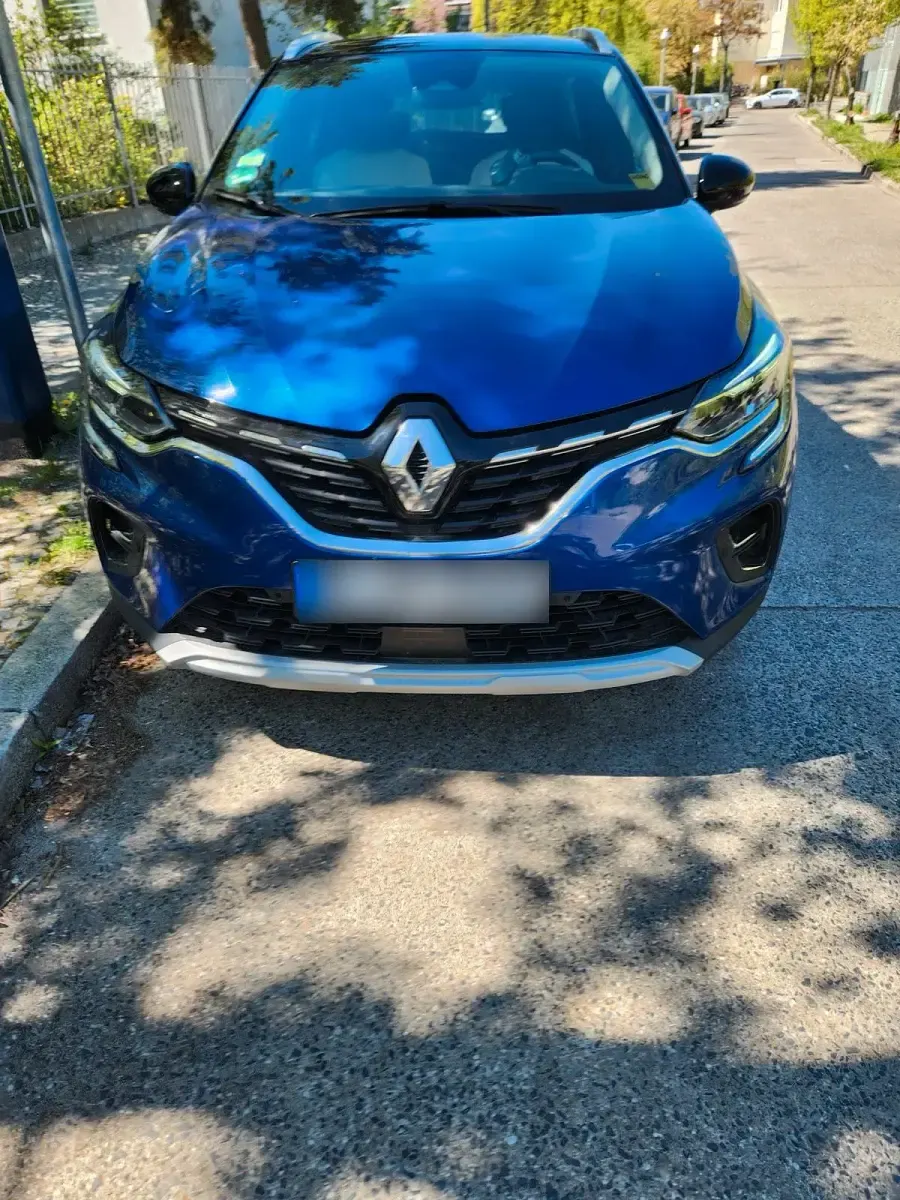 Second-hand Renault Captur 131 CP (96 kW) 2020 Albastru SUV