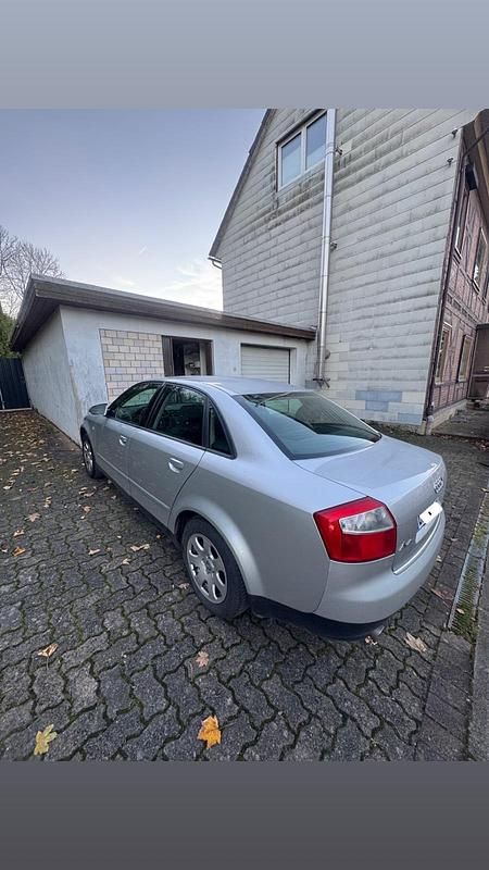 Gebraucht Audi A4 131 PS (96 kW) 2001 Silber Limousine