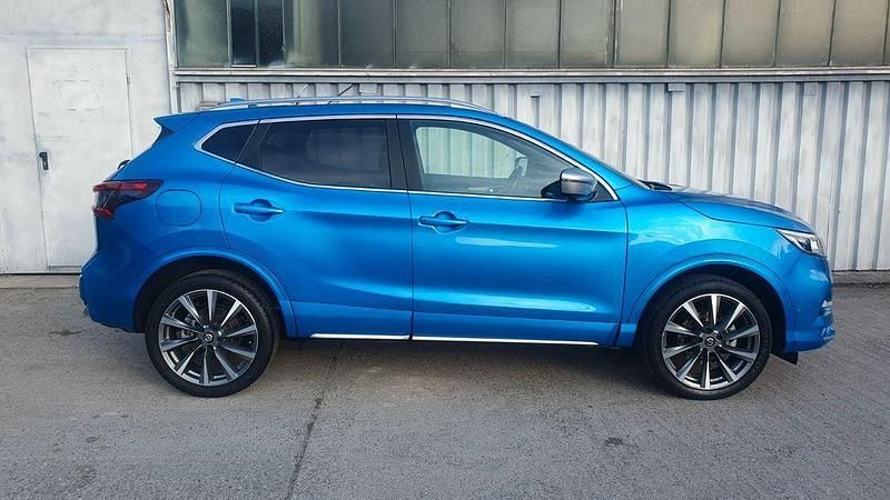 Blau Gebraucht 2019 Nissan Qashqai Tekna SUV | 17.500 € (Fairer Preis) - Bild 1/4