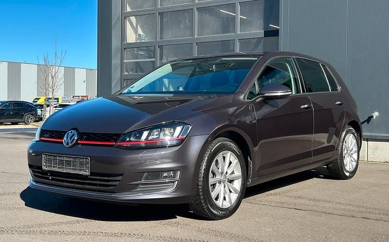 Gebraucht VW Golf VII LOUNGE 150 PS (110 kW) 2015 Schwarz Limousine