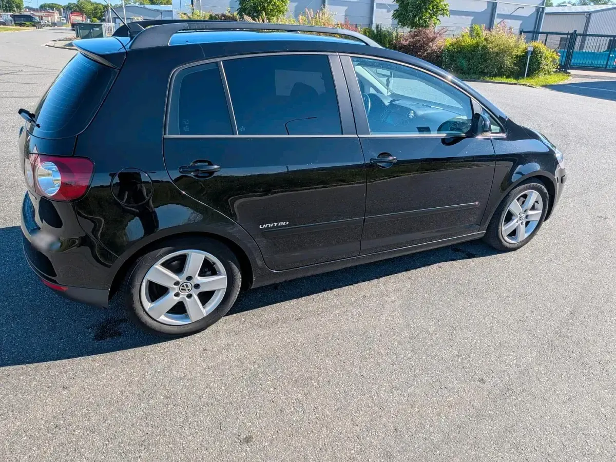 Gebraucht VW Golf V 105 PS (77 kW) 2008 Schwarz Kombi