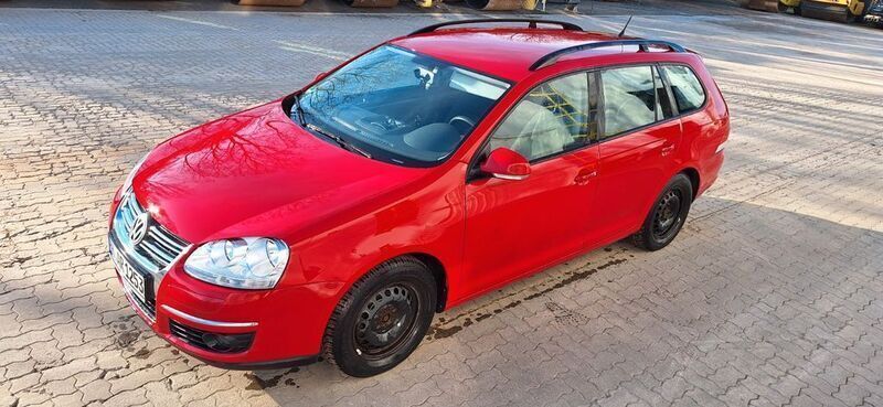 Rot Gebraucht 2007 VW Golf V Comfortline Kombi | 2.800 € (Fairer Preis) - Bild 1/4