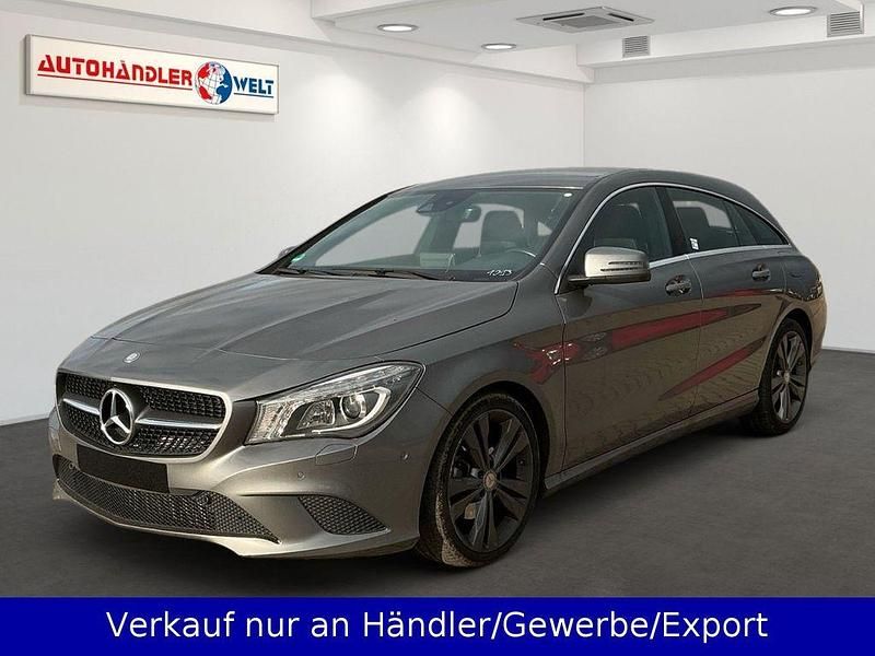 Grau Gebraucht 2015 Mercedes CLA220 Limousine | 10.999 € (Superpreis) - Bild 1/3