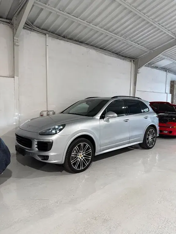 Usata Porsche Cayenne S 385 CV (283 kW) 2016 Argento SUV