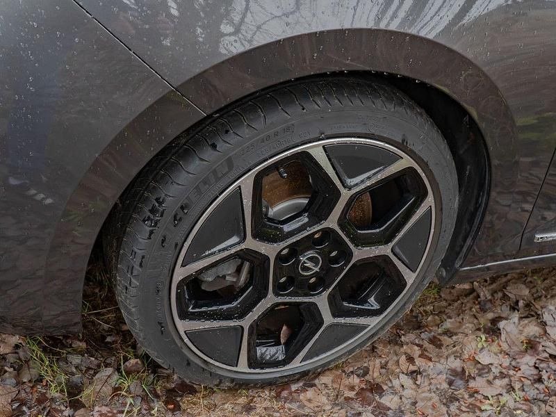 Gebraucht Opel Astra Ultimate 181 PS (133 kW) 2022 Grau Limousine