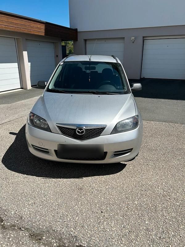 Second-hand Mazda 2 75 CP (55 kW) 2003 Argintiu Hatchback