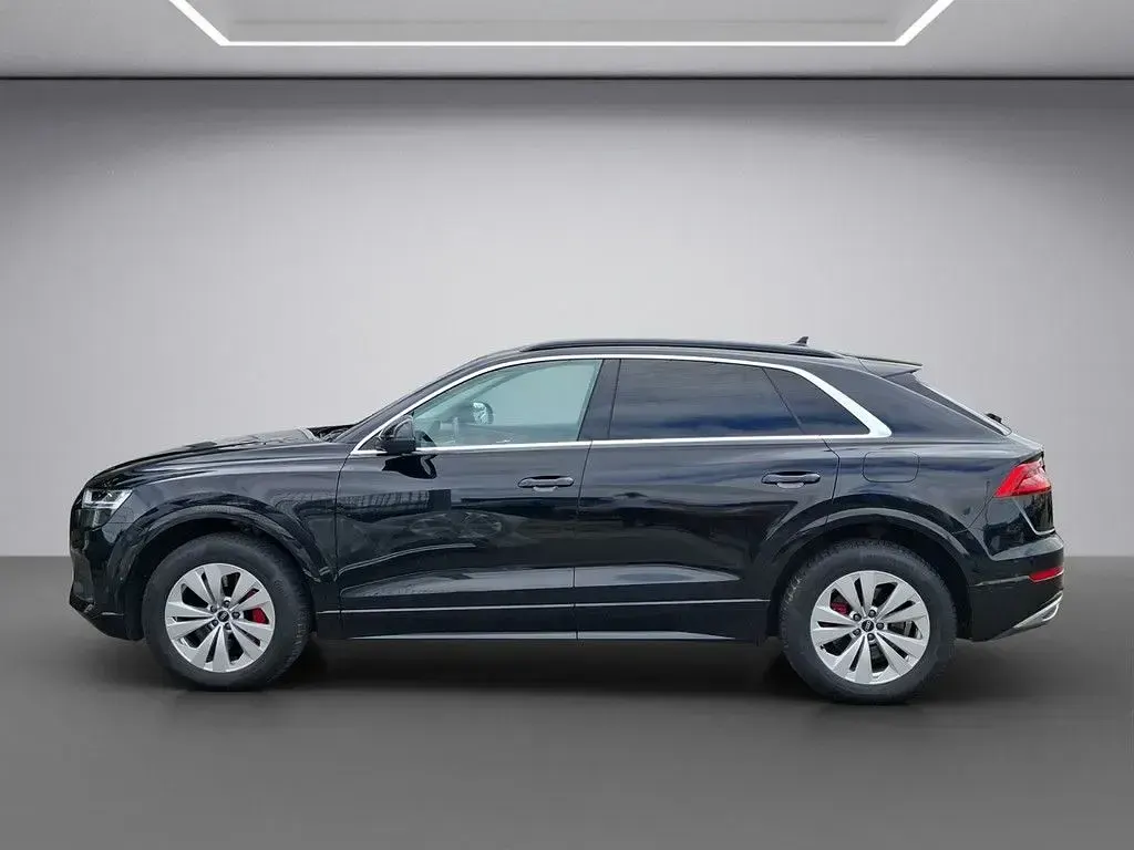 Gebraucht Audi Q8 Performance 381 PS (280 kW) 2021 Schwarz / mythosschwarz (metallic) SUV
