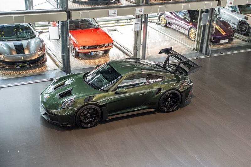 Grün Neu 2025 Porsche 911 GT3 RS Coupé | 329.000 € - Bild 1/4
