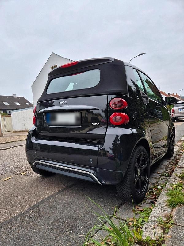 Gebraucht Smart ForTwo Cabrio 71 PS (52 kW) 2014 Schwarz Cabrio