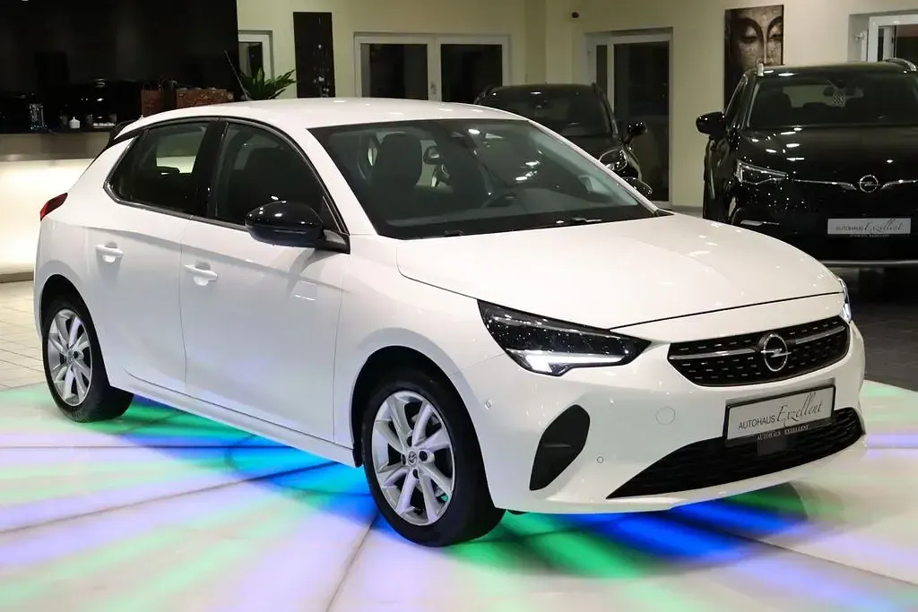 Usado Opel Corsa Elegance 101 HP (74 kW) 2023 Branco Citadino