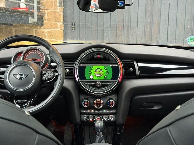 Gebraucht Mini Cooper Chili 136 PS (100 kW) 2019 Grau Kleinwagen