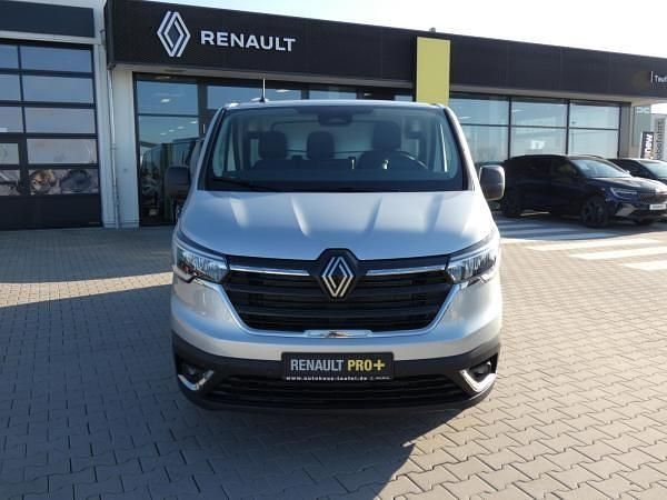 Neu Renault Trafic 130 PS (95 kW) 2025 Schwarz (tenebroschwarz) Van / Kleinbus
