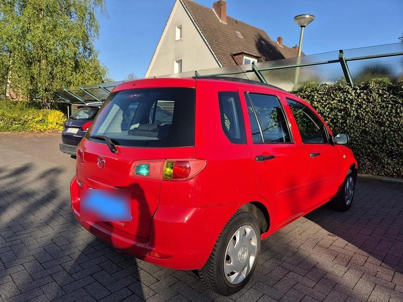 Second-hand Mazda 2 80 CP (58 kW) 2004 Roșu Hatchback