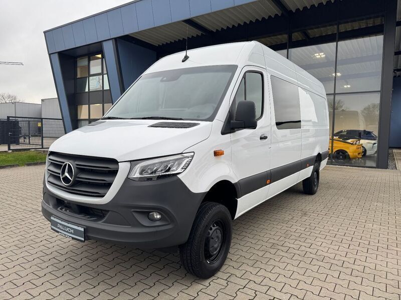Arktikweiß Gebraucht 2023 Mercedes Sprinter Van | 71.900 € (Teuer) - Bild 1/4