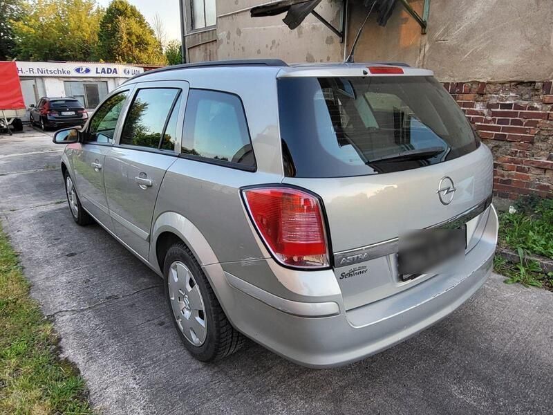 Usata Opel Astra 90 CV (66 kW) 2006 Grigio Station wagon