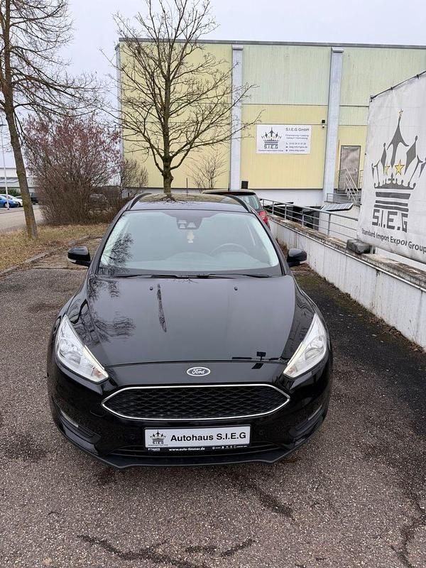 Gebraucht Ford Focus Business Edition 125 PS (91 kW) 2017 Schwarz Kombi