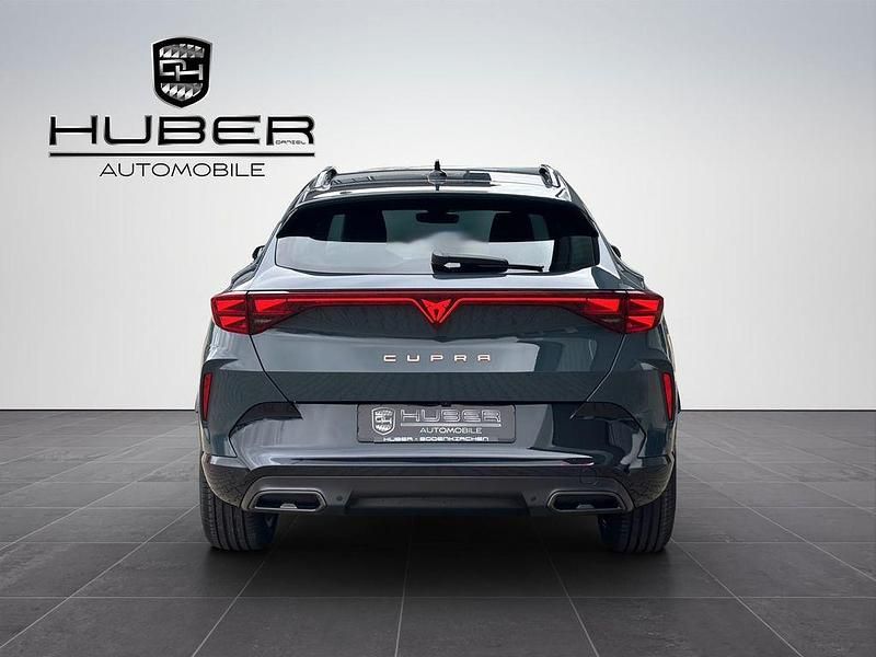 Neu Cupra Formentor 150 PS (110 kW) 2026 Blau SUV