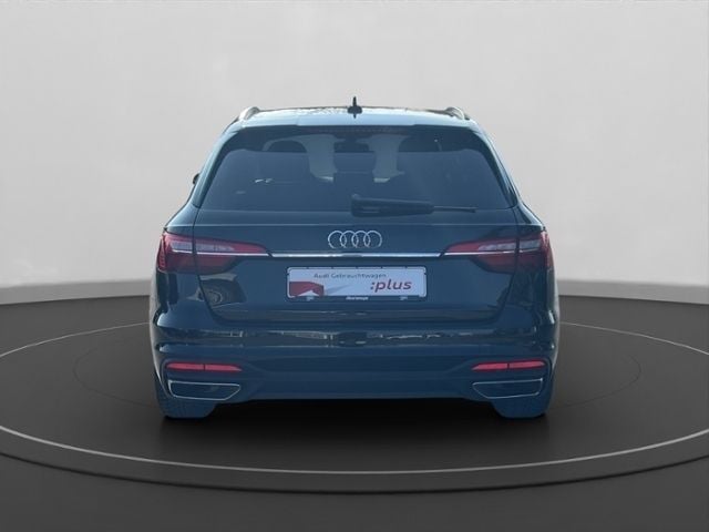 Używany Audi A4 Advanced 150 KM (110 kW) 2021 Czarny Kombi