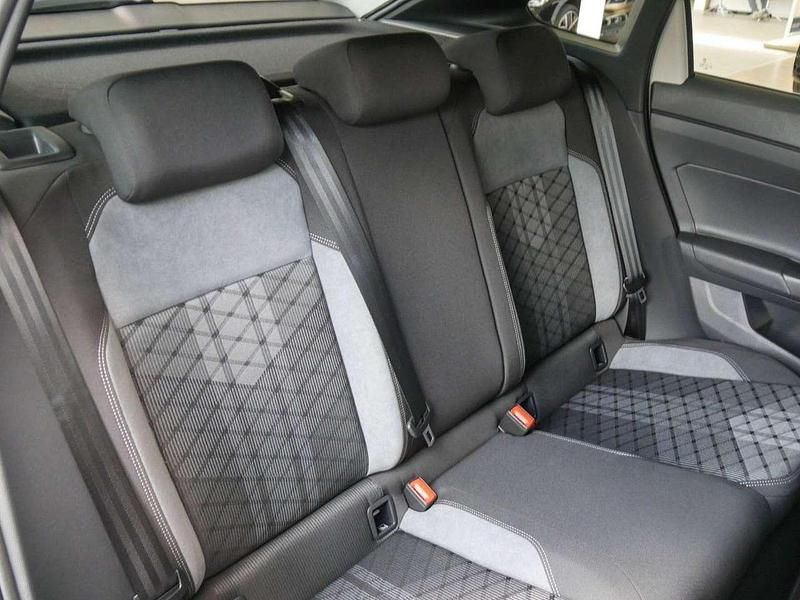 Neu VW Taigo R-line 116 PS (85 kW) 2025 Ascotgrau / schwarz uni SUV