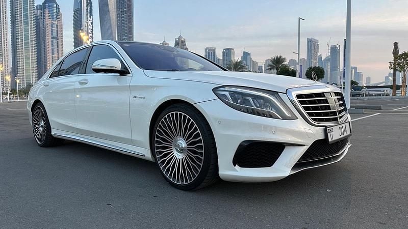Weiß Gebraucht 2014 Mercedes S63 AMG AMG Limousine | 29.999 € - Bild 1/4