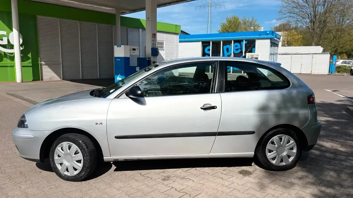 Gebraucht Seat Ibiza 65 PS (47 kW) 2005 Grau Kleinwagen