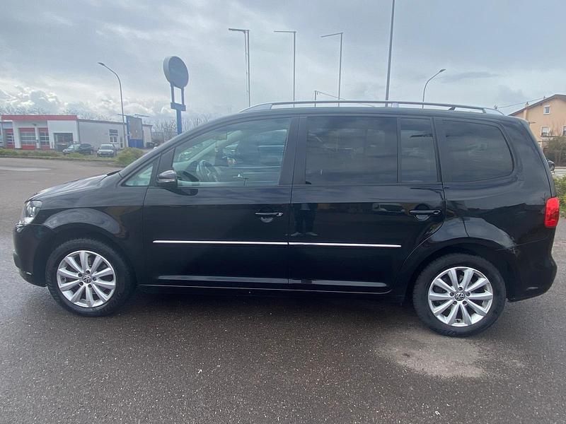 Gebraucht VW Touran 105 PS (77 kW) 2013 Schwarz Van / Kleinbus
