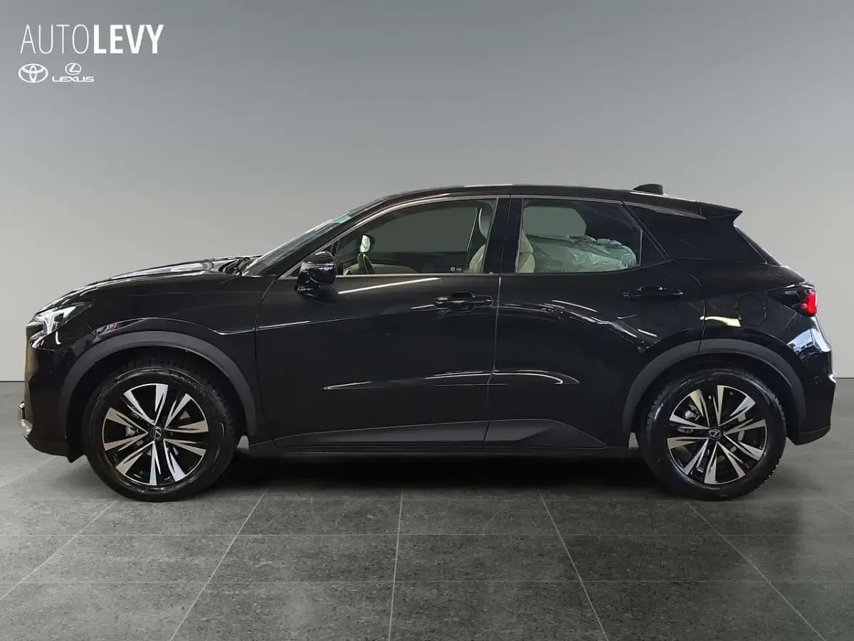 Gebraucht Lexus LBX 136 PS (100 kW) 2024 Schwarz SUV