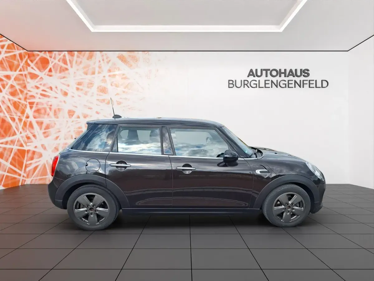 Gebraucht Mini Cooper 136 PS (100 kW) 2015 Braun Kleinwagen