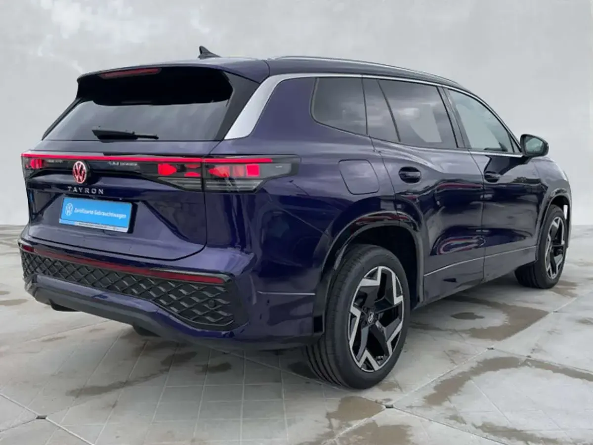 Gebraucht VW Tayron R-line 150 PS (110 kW) 2025 Ultra violet metallic SUV