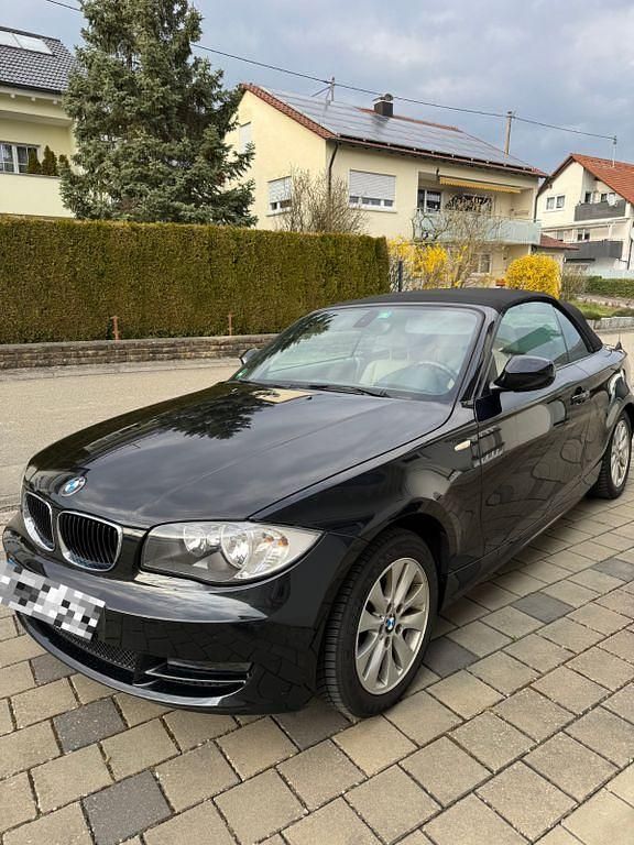 Gebraucht BMW 118 Cabriolet 143 PS (105 kW) 2010 Schwarz Cabrio