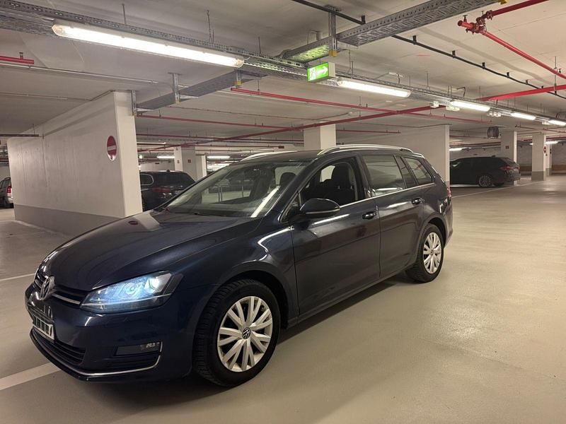 Blau Gebraucht 2015 VW Golf VII Kombi | 14.700 € (Fairer Preis) - Bild 1/4