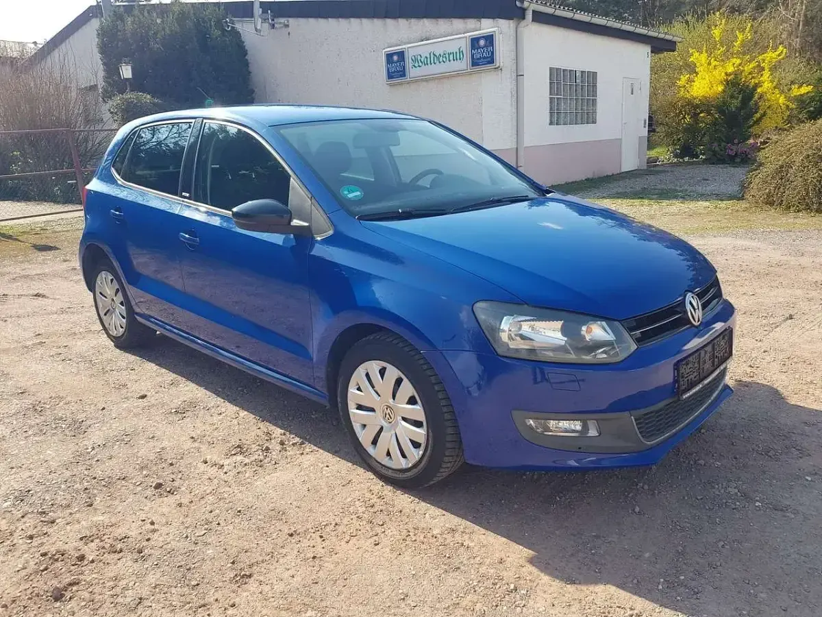 Käytetty VW Polo Style 90 HP (66 kW) 2011 Sininen Viistoperä