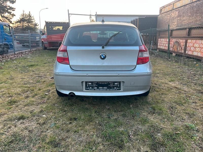 Gebraucht BMW 120 150 PS (110 kW) 2006 Silber Kleinwagen