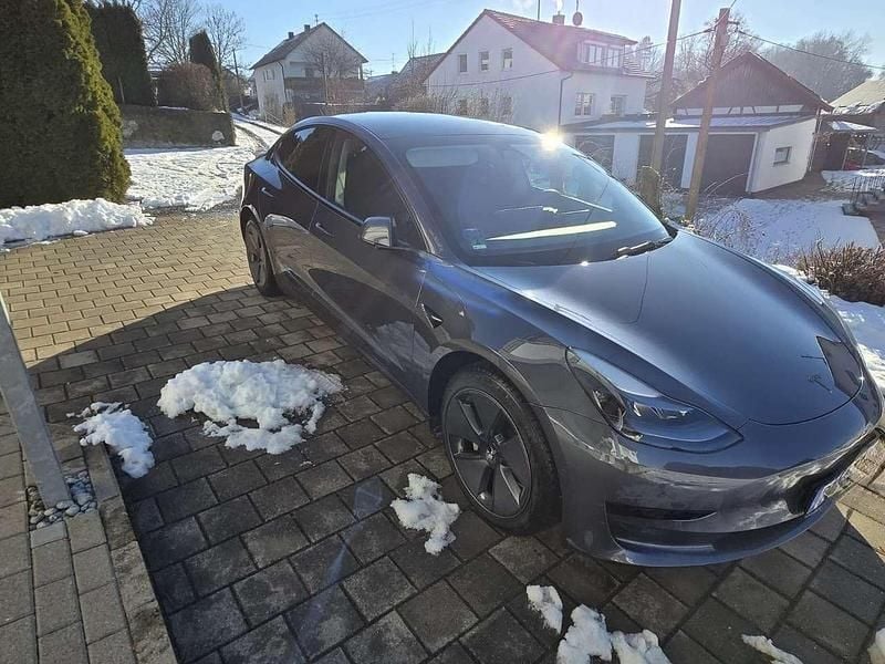 Gebraucht 2021 Tesla Model 3 Limousine | 20.900 € (Superpreis) - Bild 1/4