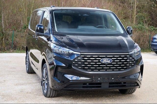 Neu Ford Tourneo Titanium 170 PS (125 kW) 2026 Schwarz Van / Kleinbus