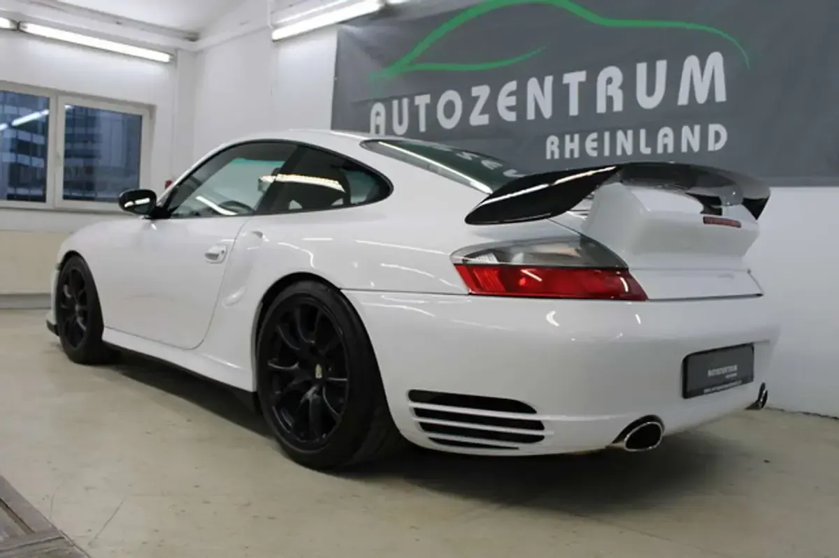 Gebraucht Porsche 911 GT2 483 PS (355 kW) 2004 Carraraweiss Coupé