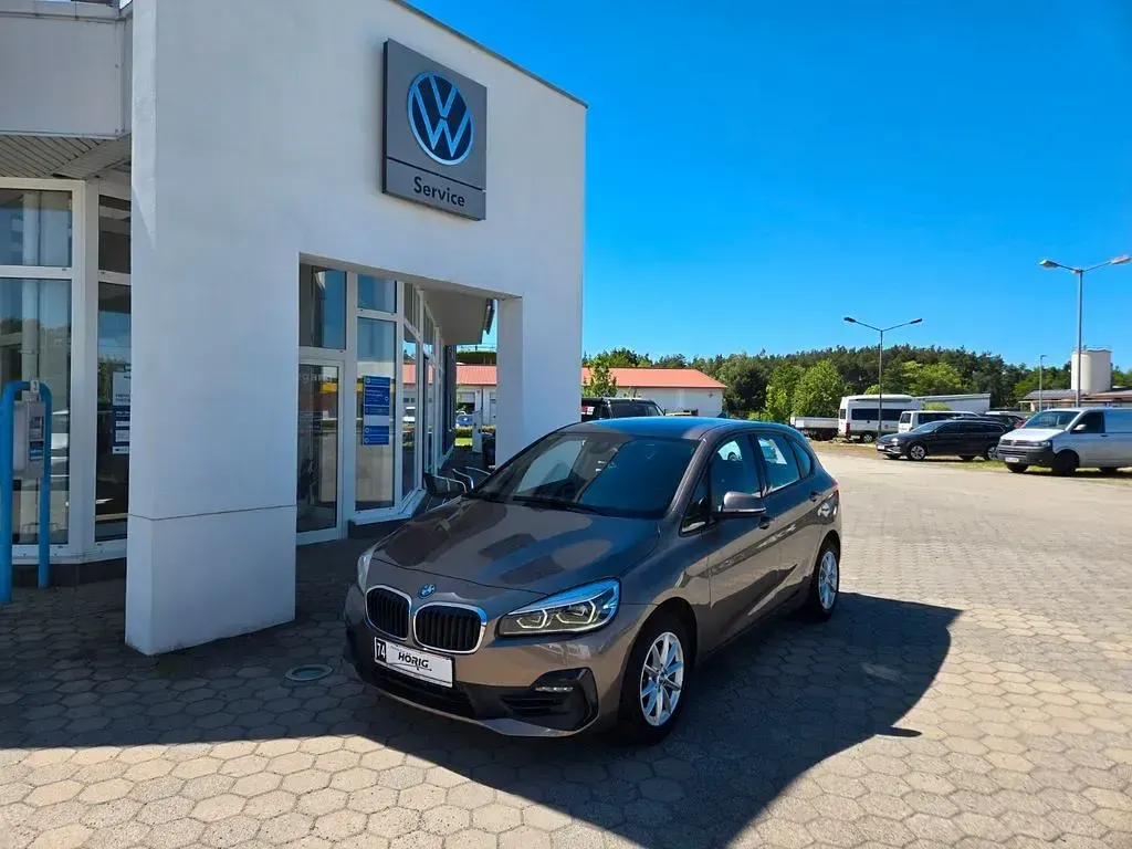 Gebraucht BMW 218 Advantage 140 PS (102 kW) 2018 Beige Kombi