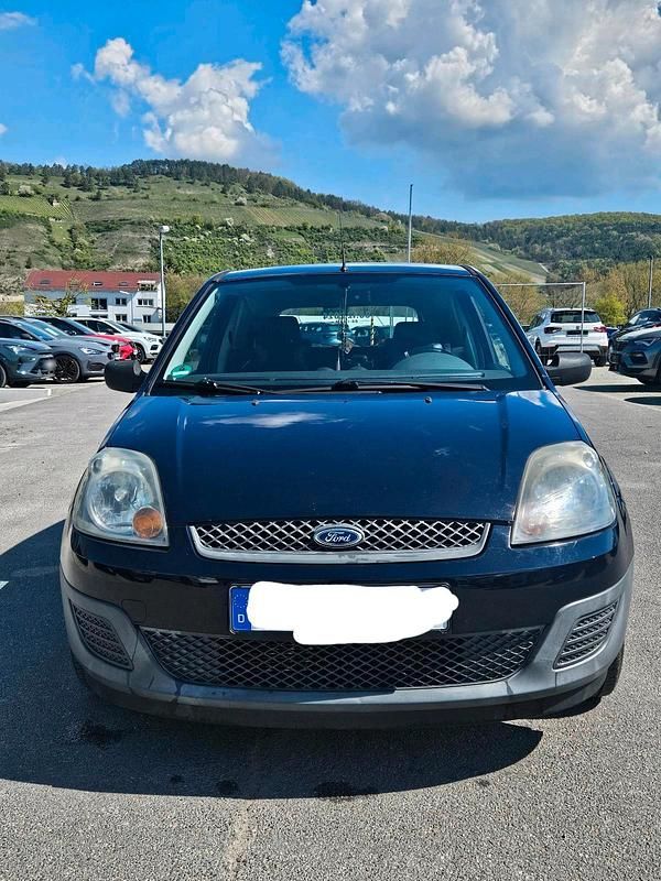 Gebraucht Ford Fiesta 60 PS (44 kW) 2006 Blau Kleinwagen
