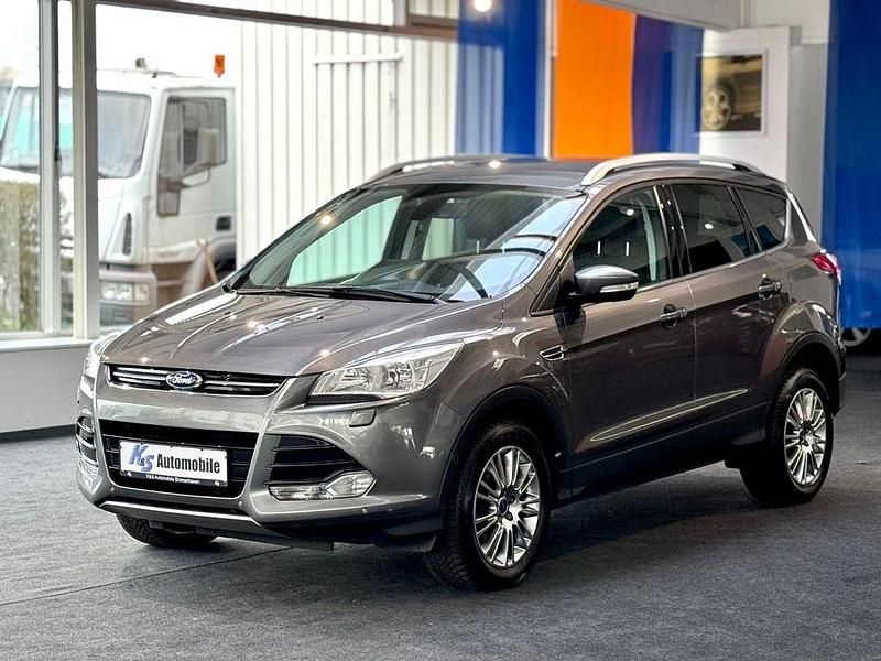 Gebraucht Ford Kuga Titanium 140 PS (102 kW) 2014 Grau SUV