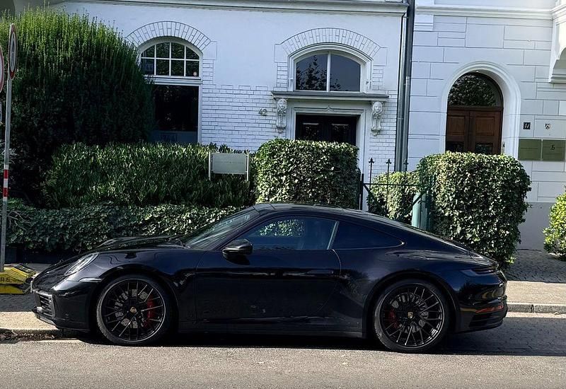 Schwarz Gebraucht 2021 Porsche 911 Carrera S Coupé | 132.900 € (Teuer) - Bild 1/4