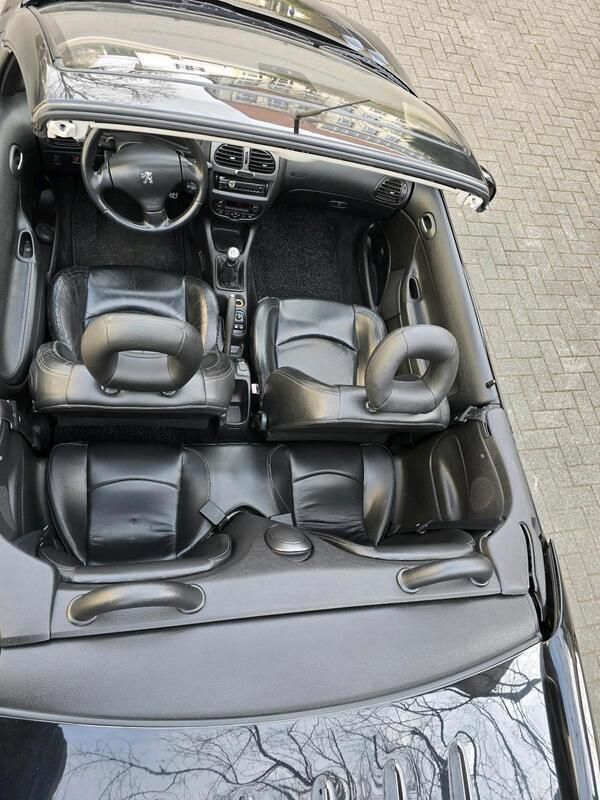 Schwarz Gebraucht 2003 Peugeot 206 CC Cabrio | 2.999 € - Bild 1/4