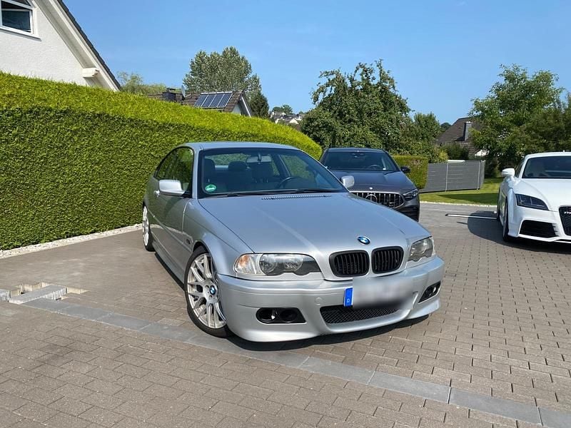 Silber Gebraucht 2003 BMW 320 M Sport Coupé | 9.500 € (Teuer) - Bild 1/4