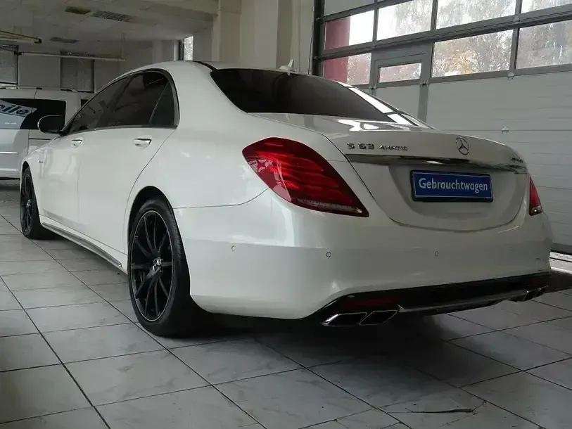Gebraucht Mercedes S63 AMG AMG 585 PS (430 kW) 2015 Diamantweiss pereffekt Limousine