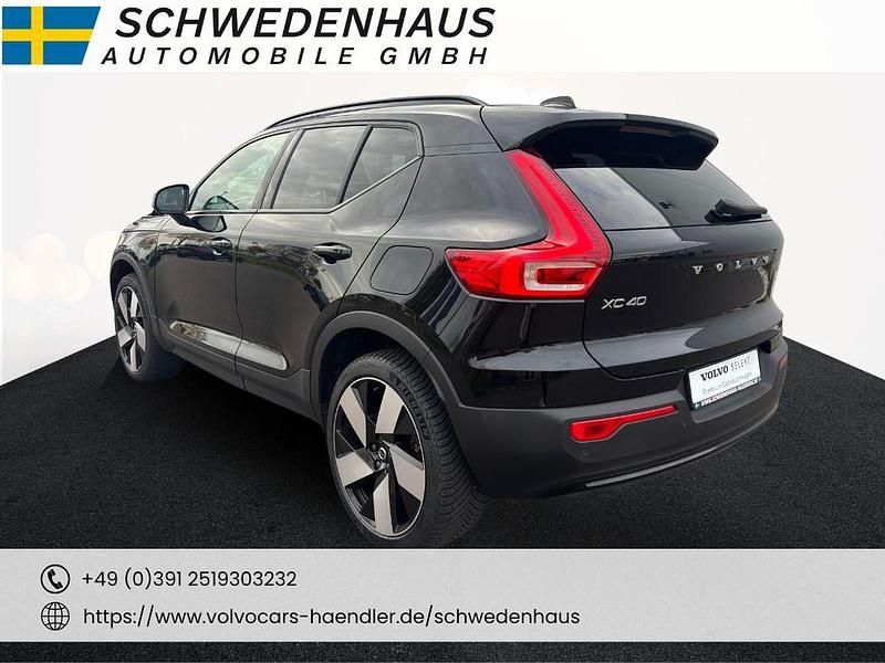 Gebraucht Volvo XC40 Plus 300 kW (408 PS) 2023 Schwarz SUV