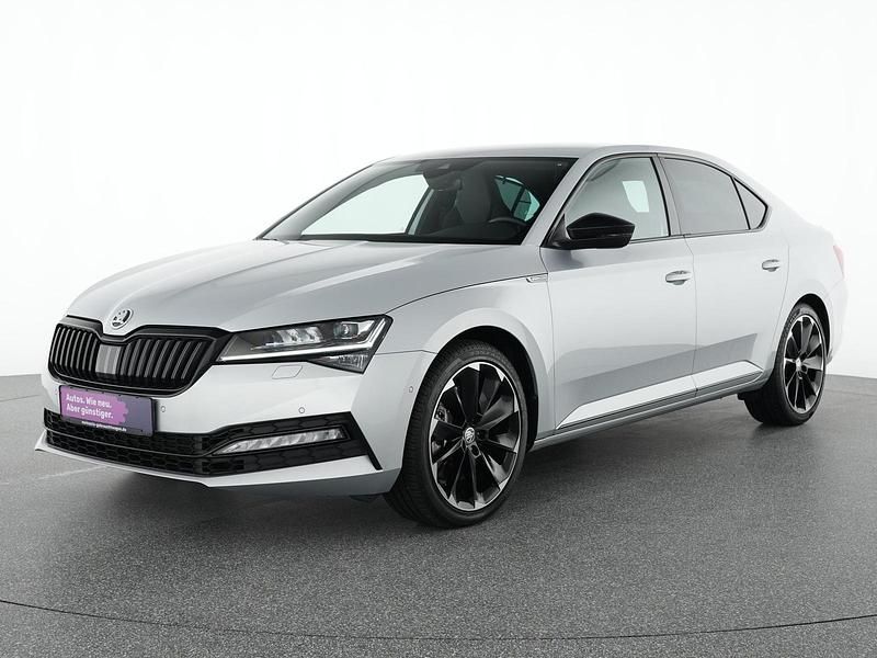 Brilliant silber Gebraucht 2021 Skoda Superb SportLine Limousine | 32.622 € (Fairer Preis) - Bild 1/4