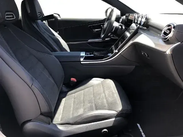 Gebraucht Mercedes CLE200 204 PS (150 kW) 2025 Silber metalliclack hightechsilber Cabrio